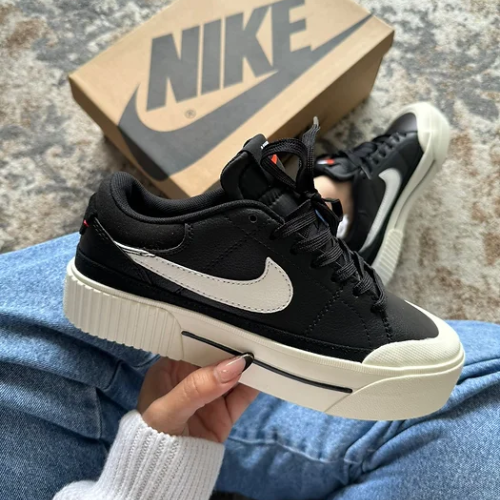 negro Nike Court Legacy