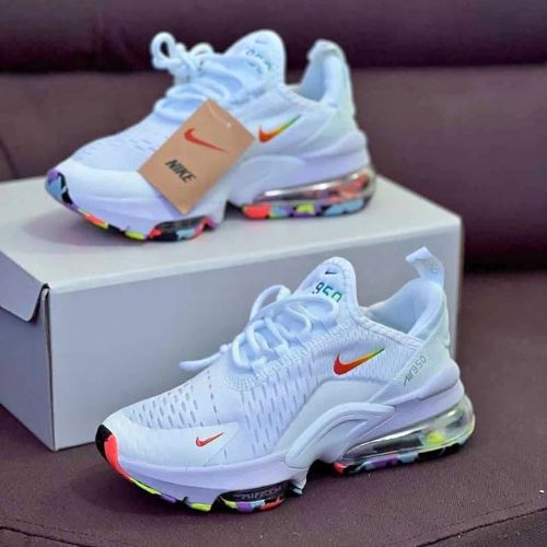 32 Nike Air Max 950