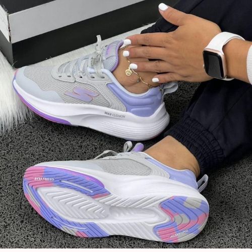 34 Skechers Max