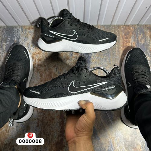 35 Nike Zoom