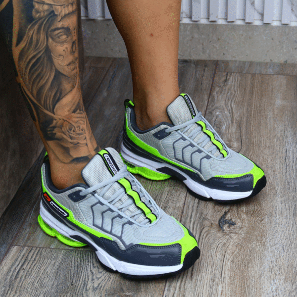 6 Reebok dnx